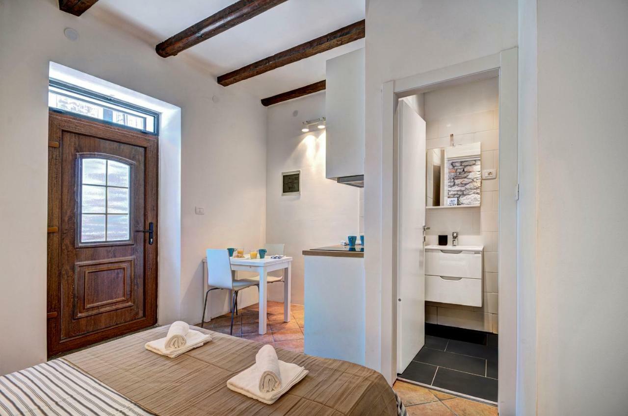 Apartman Amfiteatar Franko Pula Exterior photo