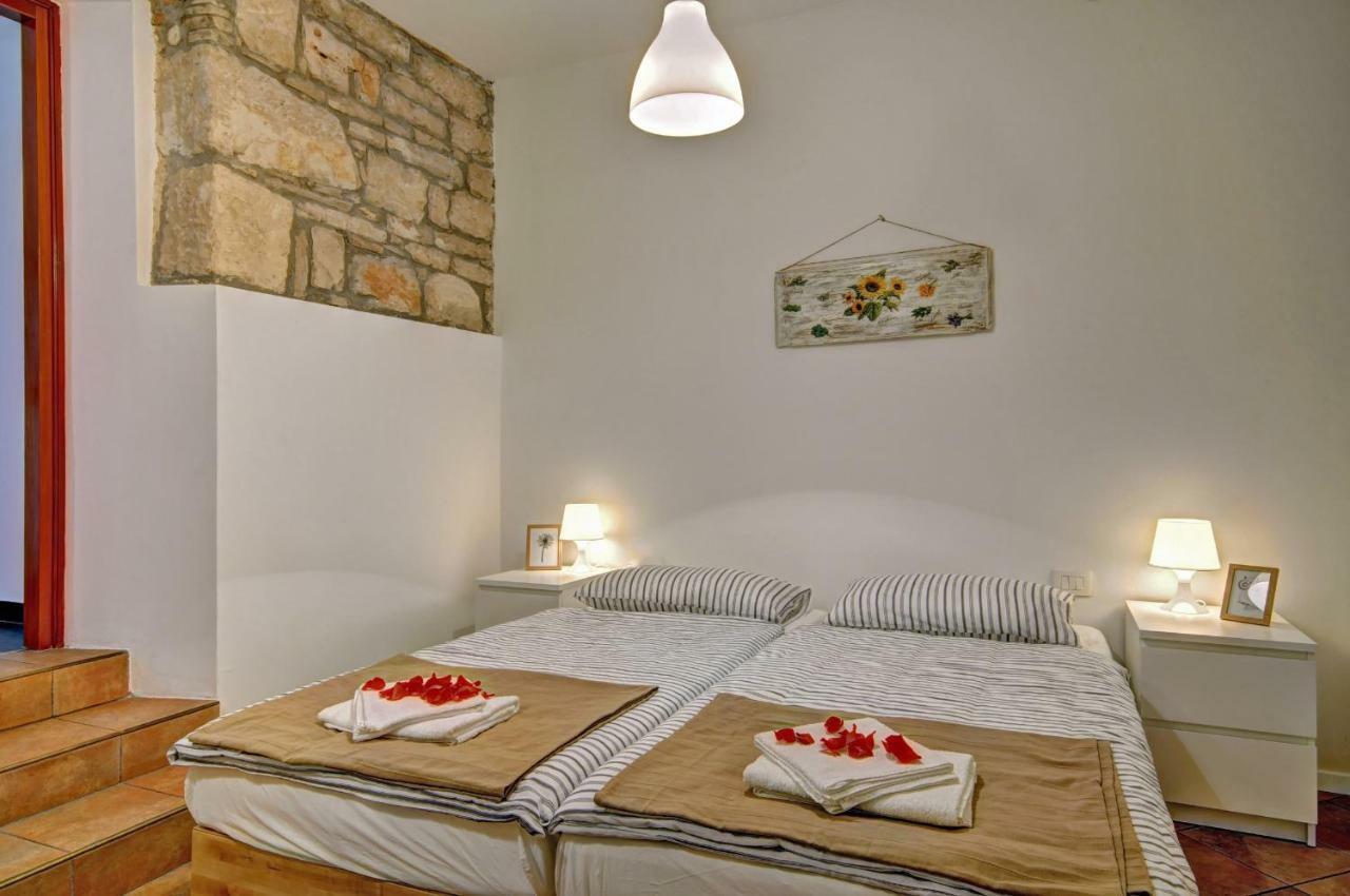 Apartman Amfiteatar Franko Pula Exterior photo